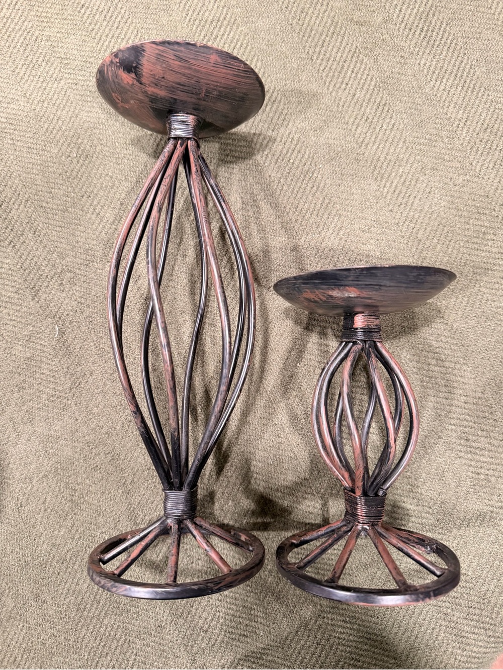 Decorative Antique-Tone Metal Candle Holders Set - Home Accents